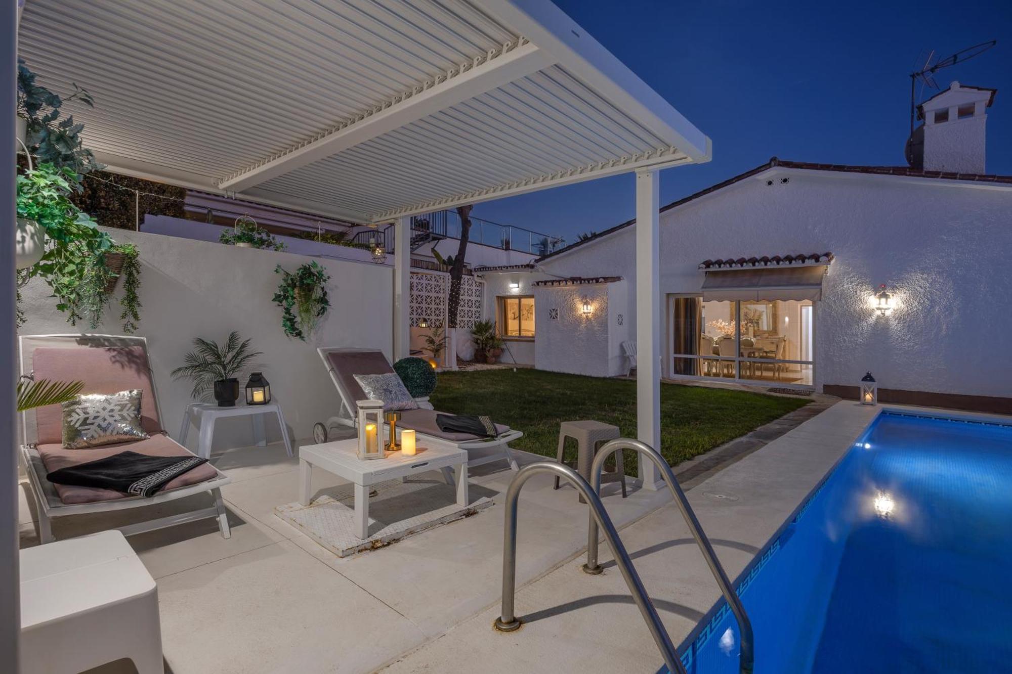 Villa Casacara Marbella Beachside Costabella -Spain Buitenkant foto