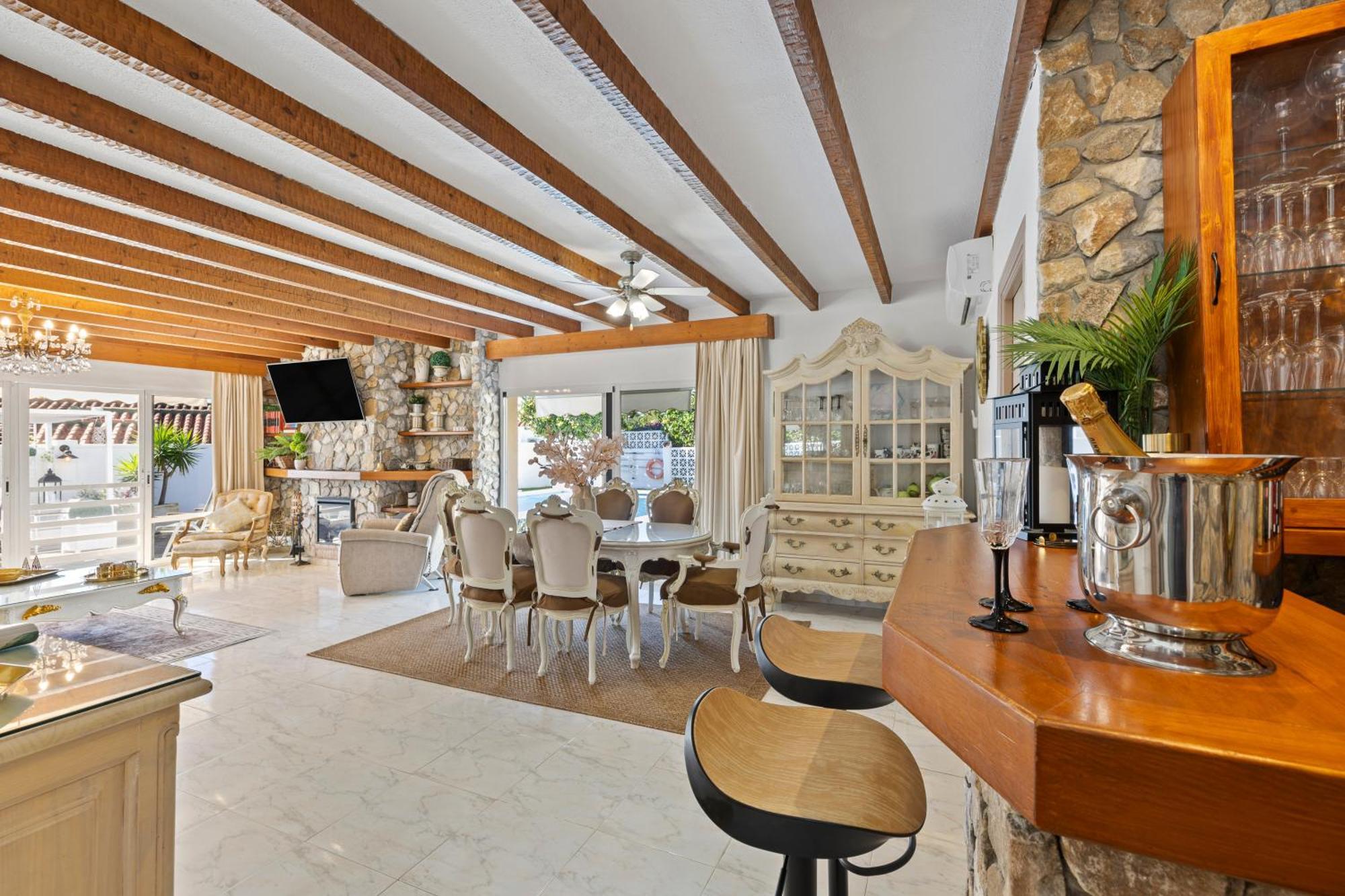 Villa Casacara Marbella Beachside Costabella -Spain Buitenkant foto